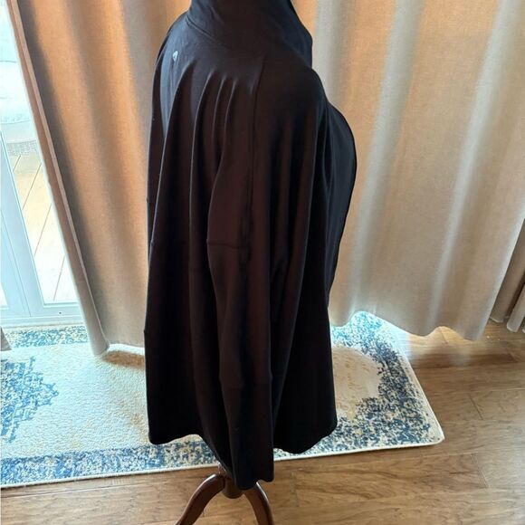 Lululemon Athletica Black Cape Jacket - Picture 1 of 4